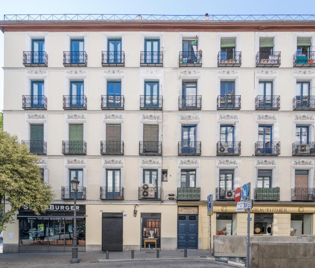 Uma Suites Atocha Madrid Exteriér fotografie